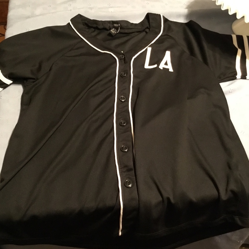 LA Jersey T-shirt size large